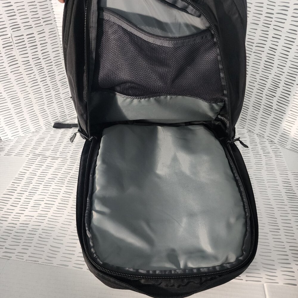 The North Face Router Flexvent Backpack - Picture 9 of 14